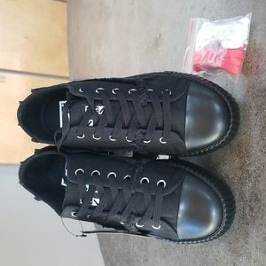 T.U.K. VLK Sneakers Black Canvas Frayed Low Top Vegan 38